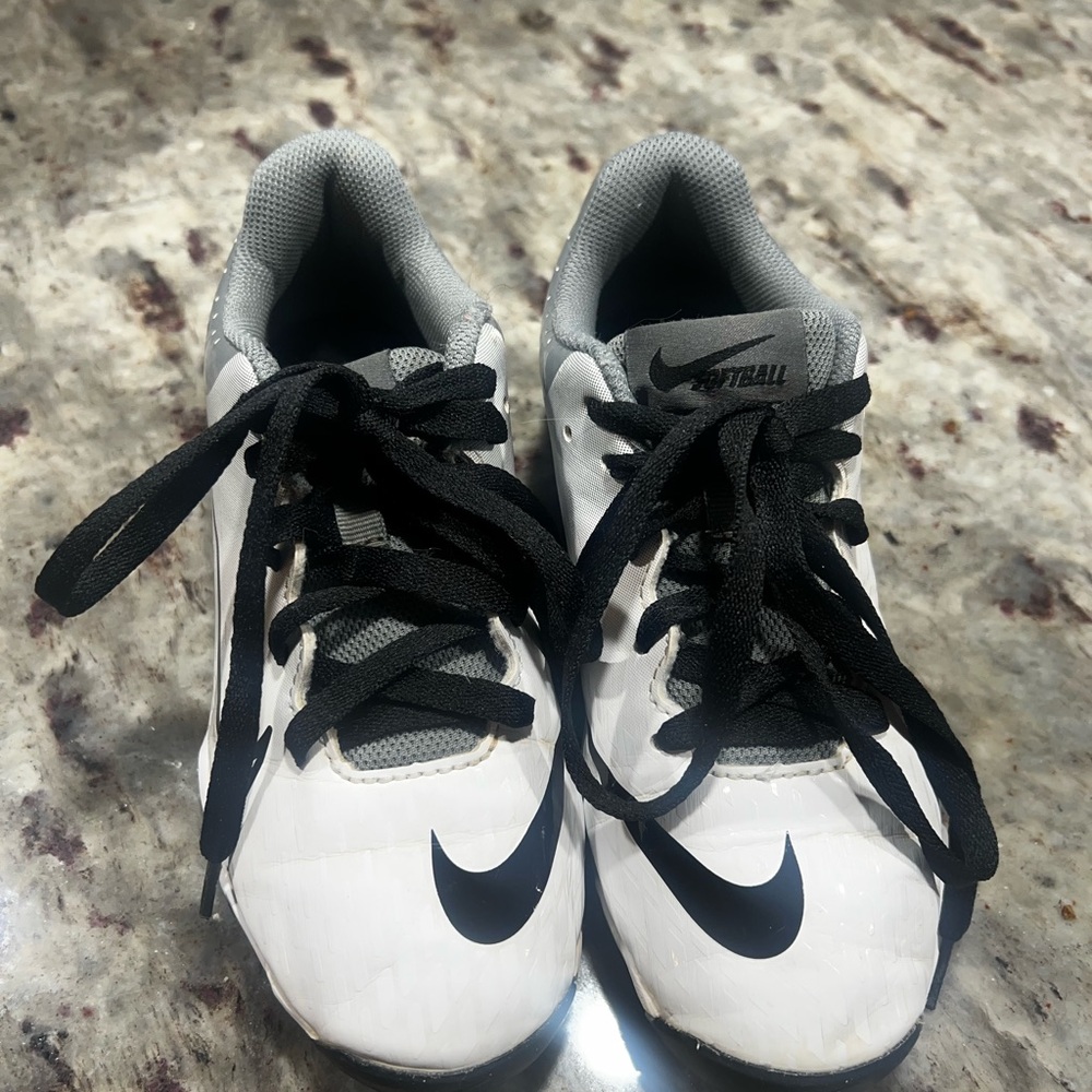 Nike Youth Softball Cleats
